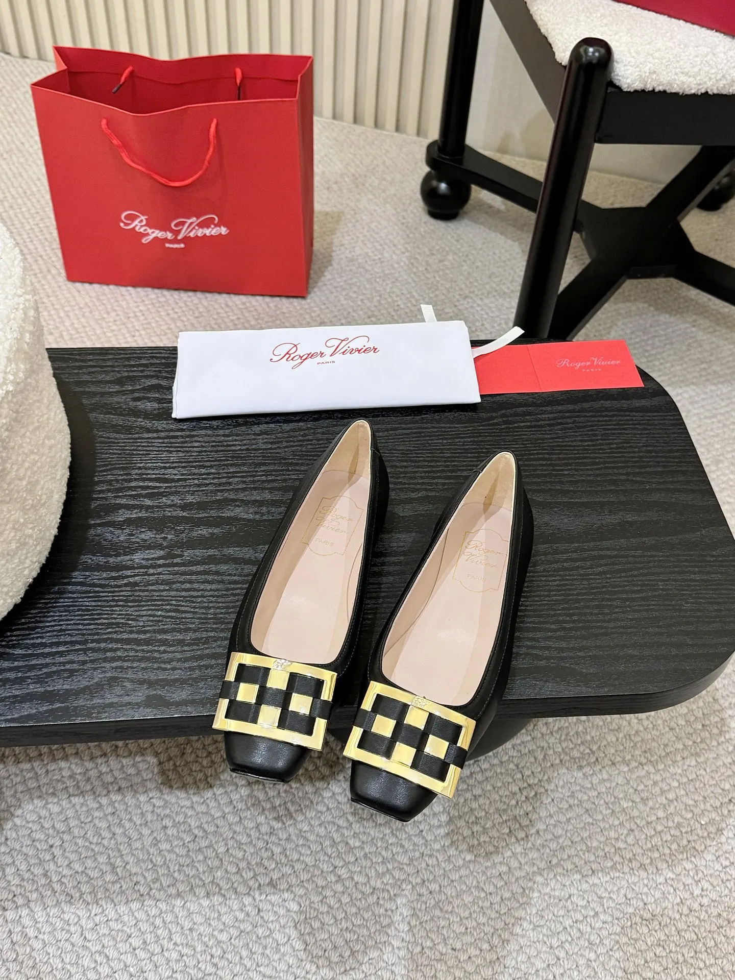 Roger Vivier 運動鞋 休閒百搭款(數字7) Roger Vivier 運動鞋 休閒百搭款(數字7)
