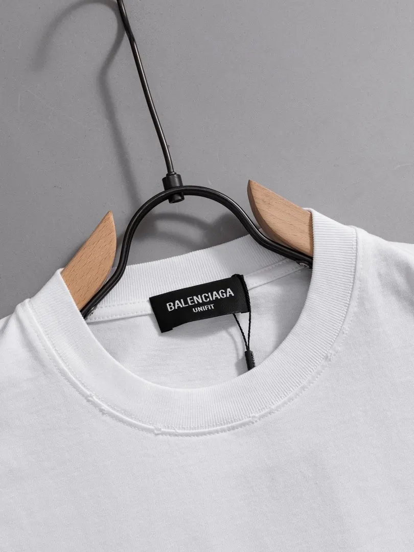 Balenciaga 短袖T恤(數字5) Balenciaga 短袖T恤(數字5)