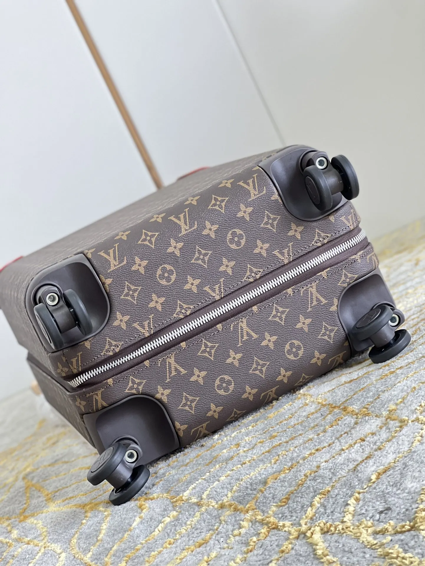LV 老花 帆布 详细特征 × 长×宽×高 人工测量 行李箱 旅行拉杆款 輕便出行款