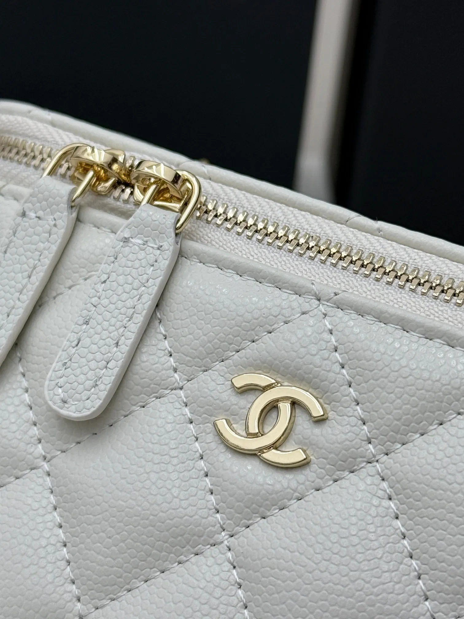 Chanel Gold Chain Bag Leather