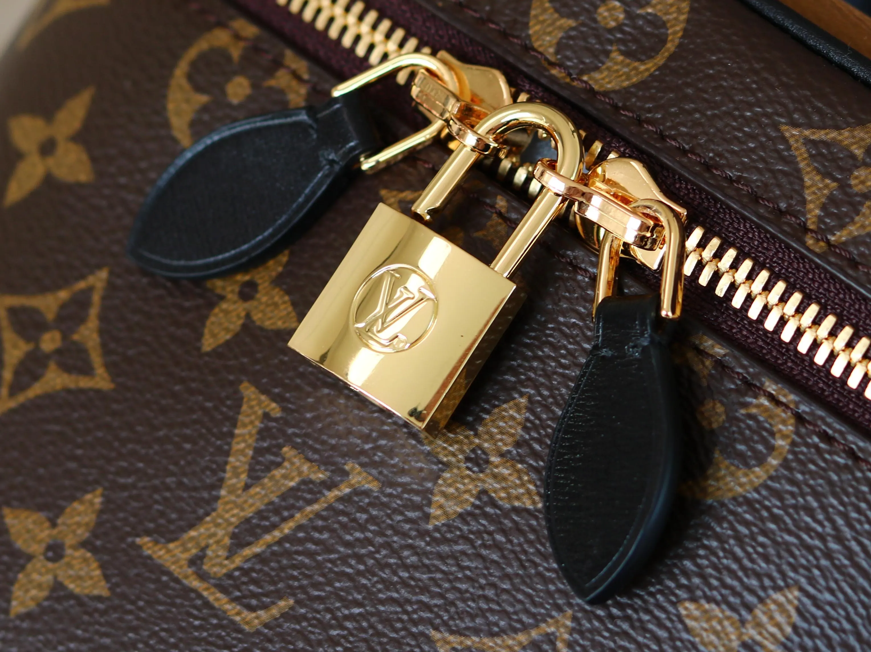 LV Chain Bag Shoulder Crossbody | ORBUYBAG High-End Fashion Boutique