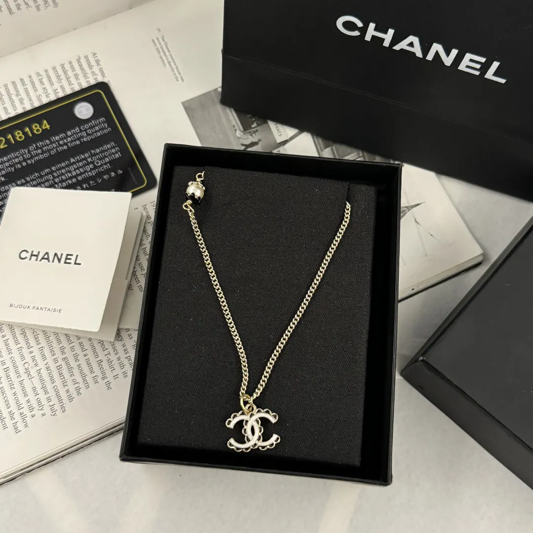 Chanel 黑色 项链
