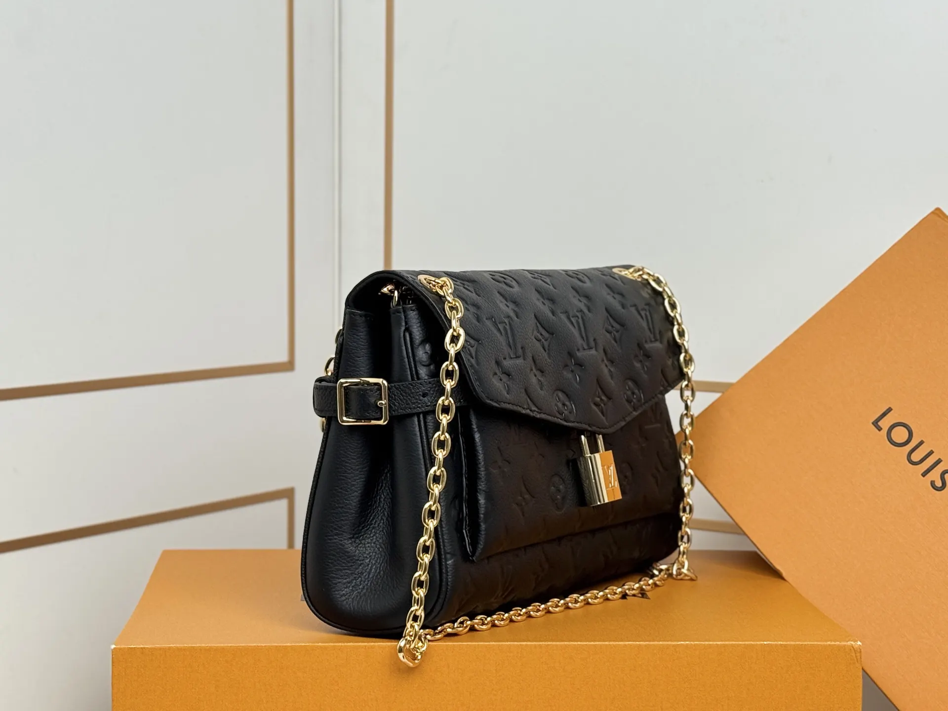 Chain Bag
