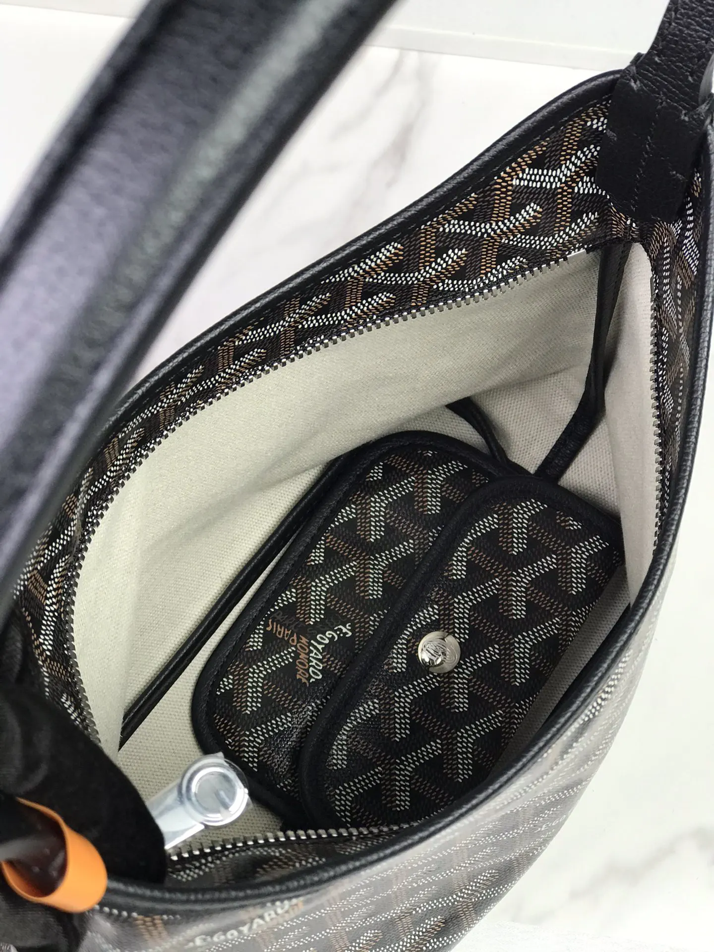 Hobo Shoulder Bag Vintage