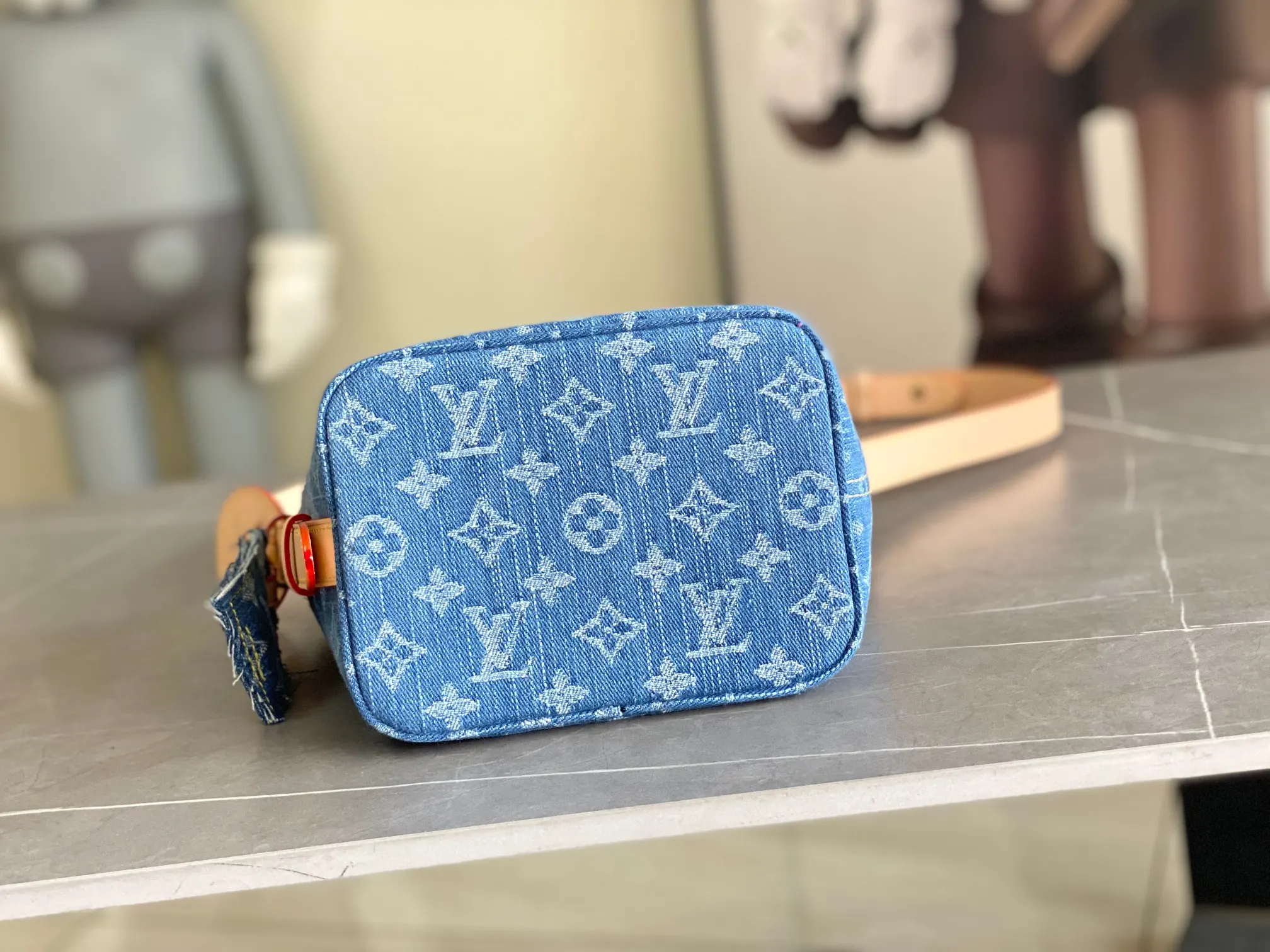 LV 蓝色 牛仔 丹宁 海 外‬单 独实家‬拍 半钢加强 All 水桶包 休闲水桶款