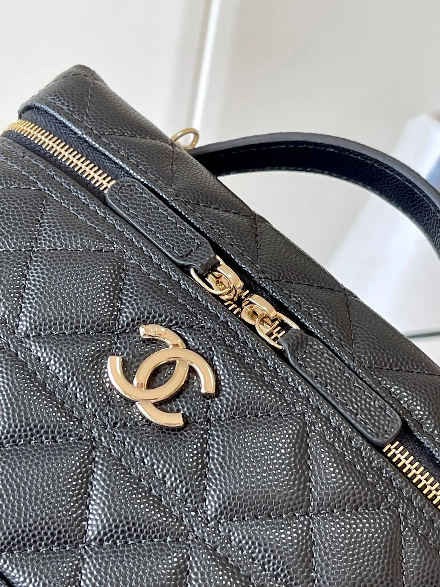 CHANEL 小牛皮 链条包 精致链条款