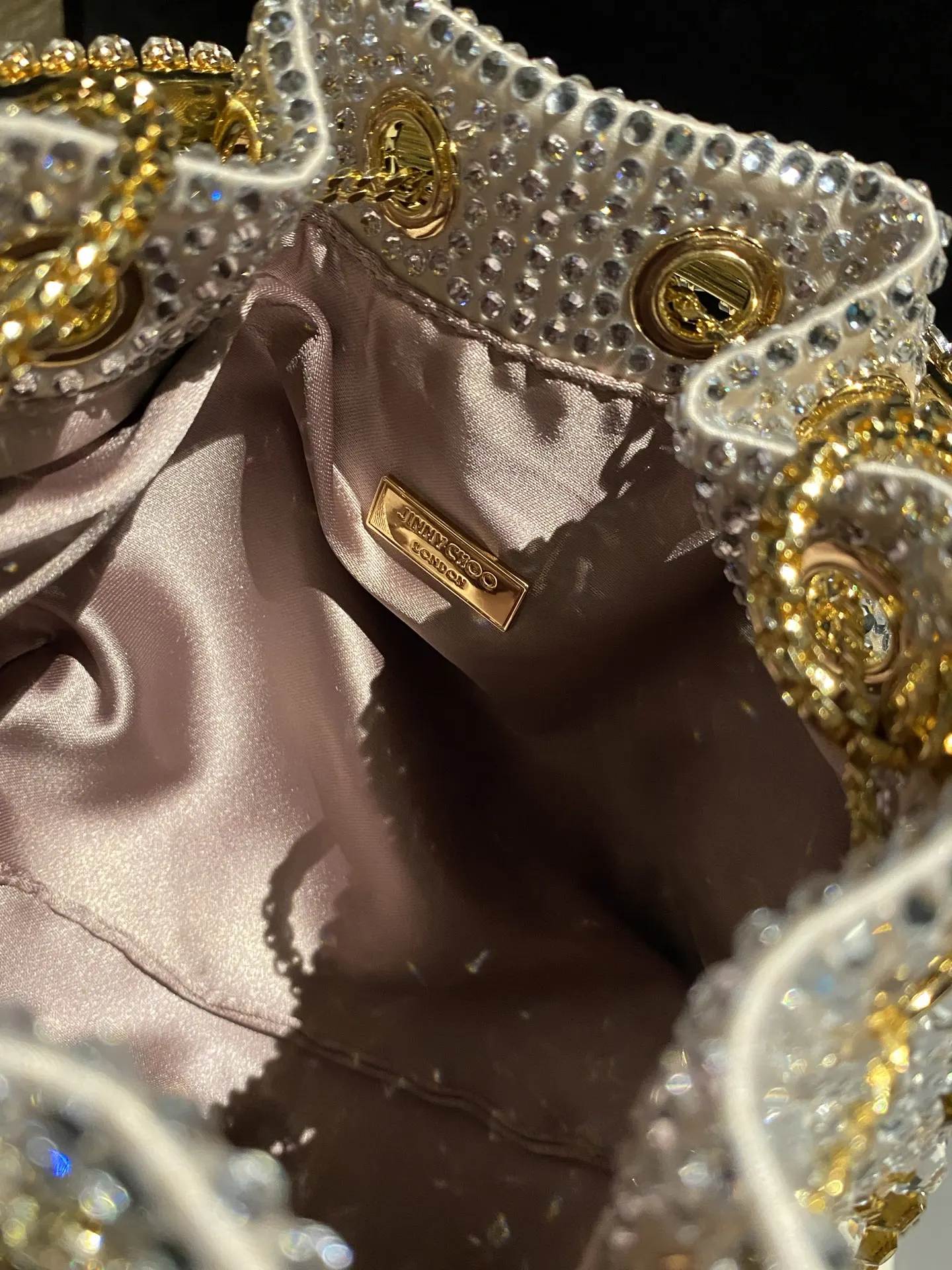 JIMMY CHOO BON BON系列标志款手提包 鏈條包 精致鏈條款(數字9) JIMMY CHOO BON BON系列标志款手提包 鏈條包 精致鏈條款(數字9)