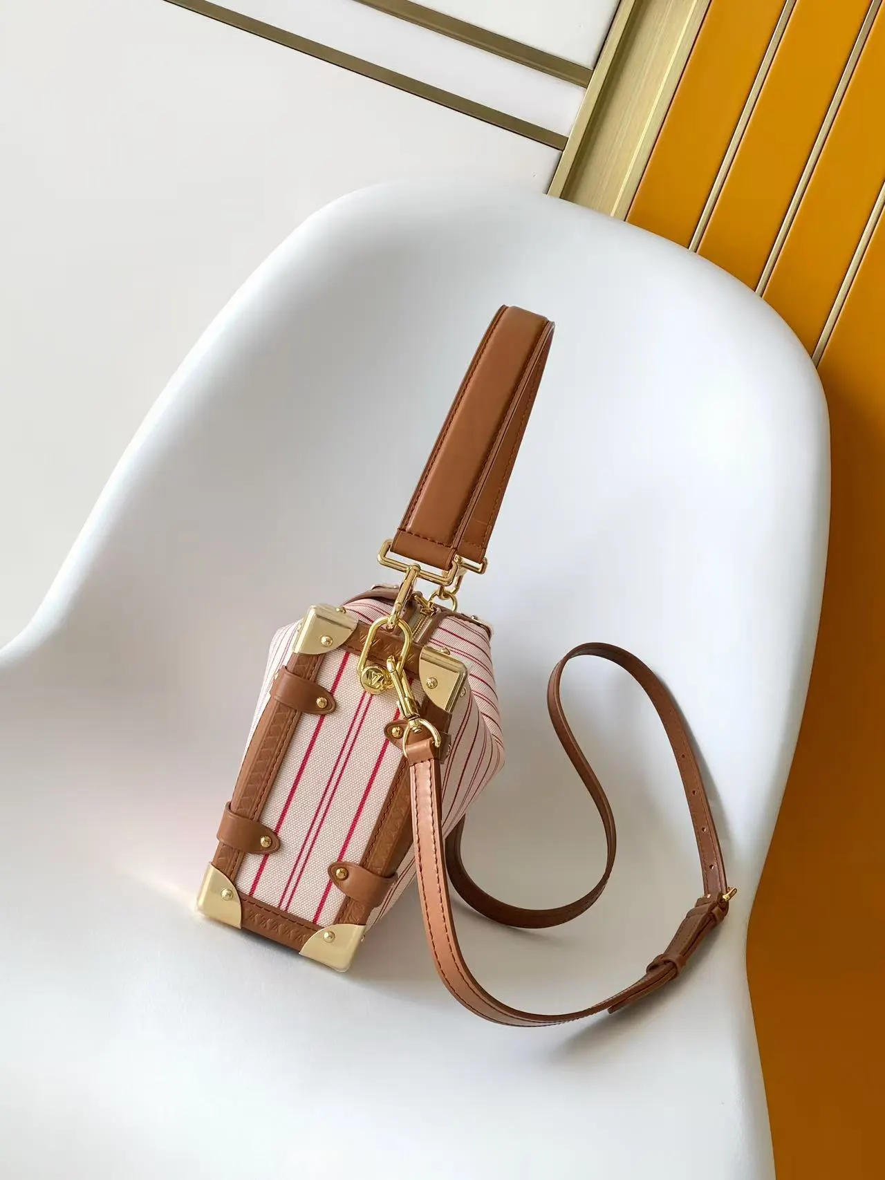 Neverfull 牛皮 收纳包 旅行收纳款