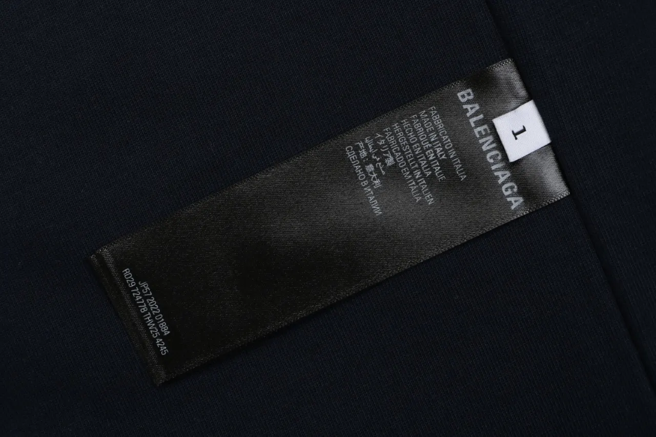 Balenciaga 純棉 短袖T恤 宽松休閒(數字8) Balenciaga 純棉 短袖T恤 宽松休閒(數字8)