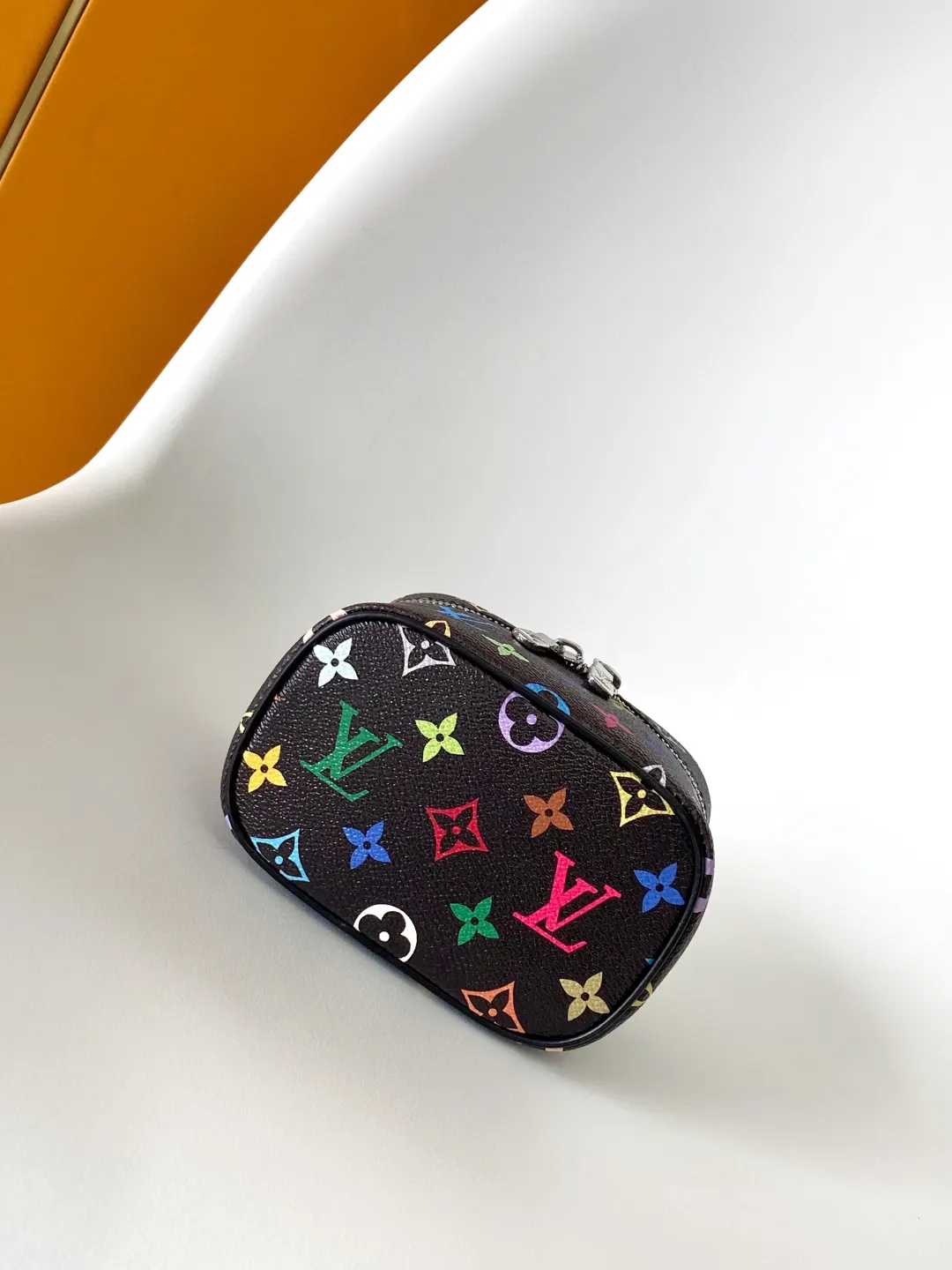 Louis Vuitton Cosmetic Pouch Canvas
