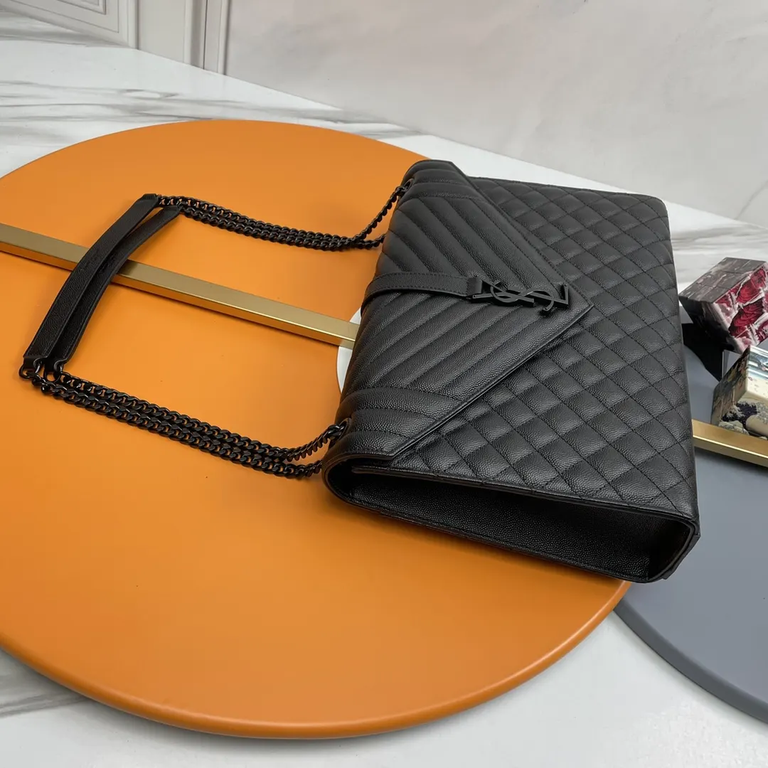 Chain Bag Leather