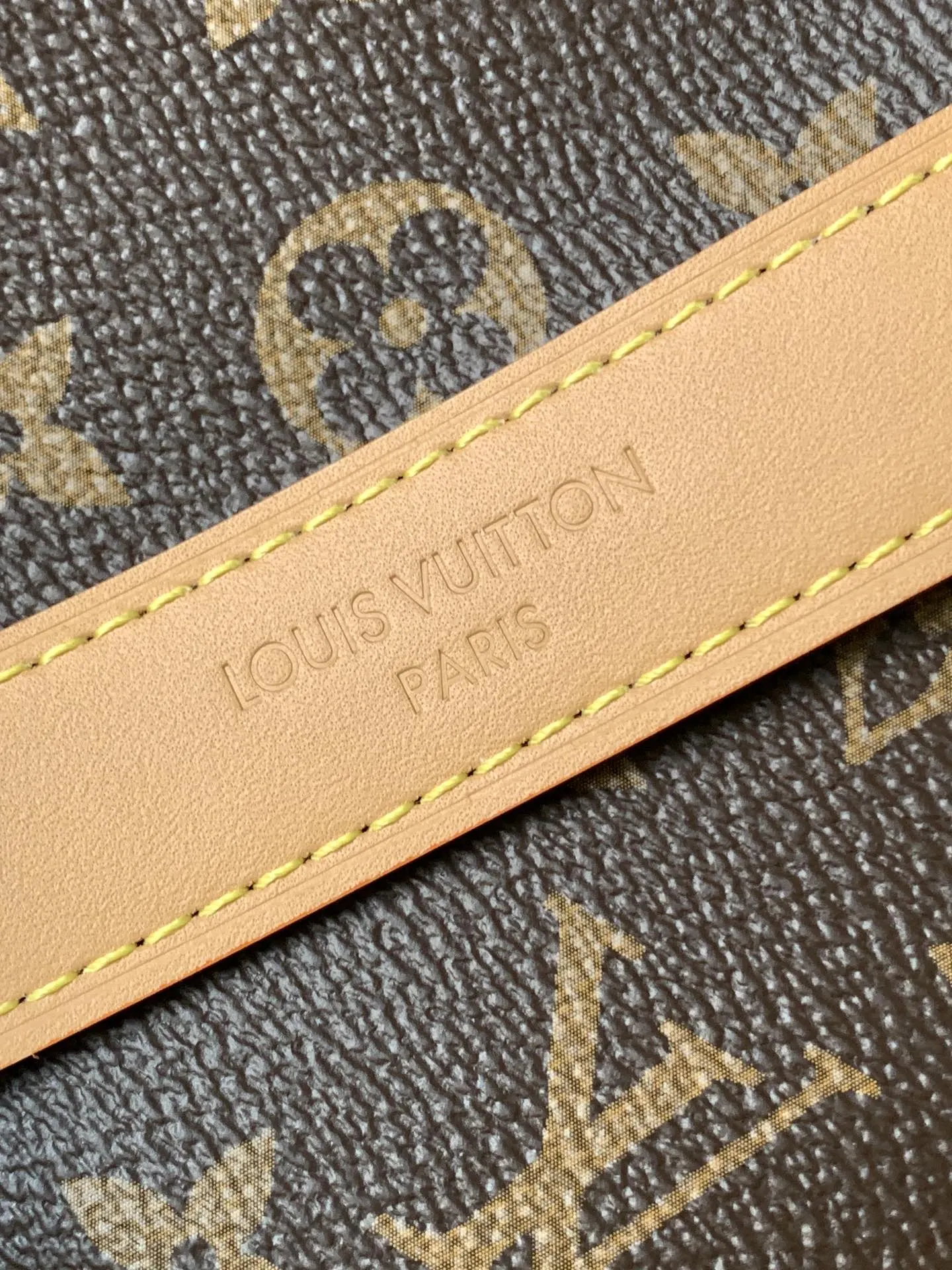 CarryAll 牛皮 链条包 精致链条款