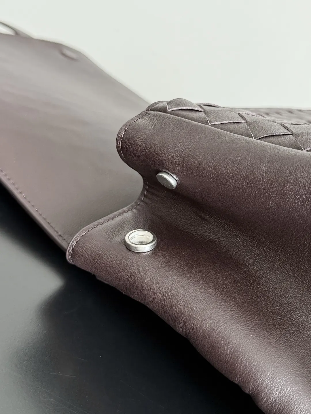 Bottega Veneta 小牛皮 双肩包 实用双肩款