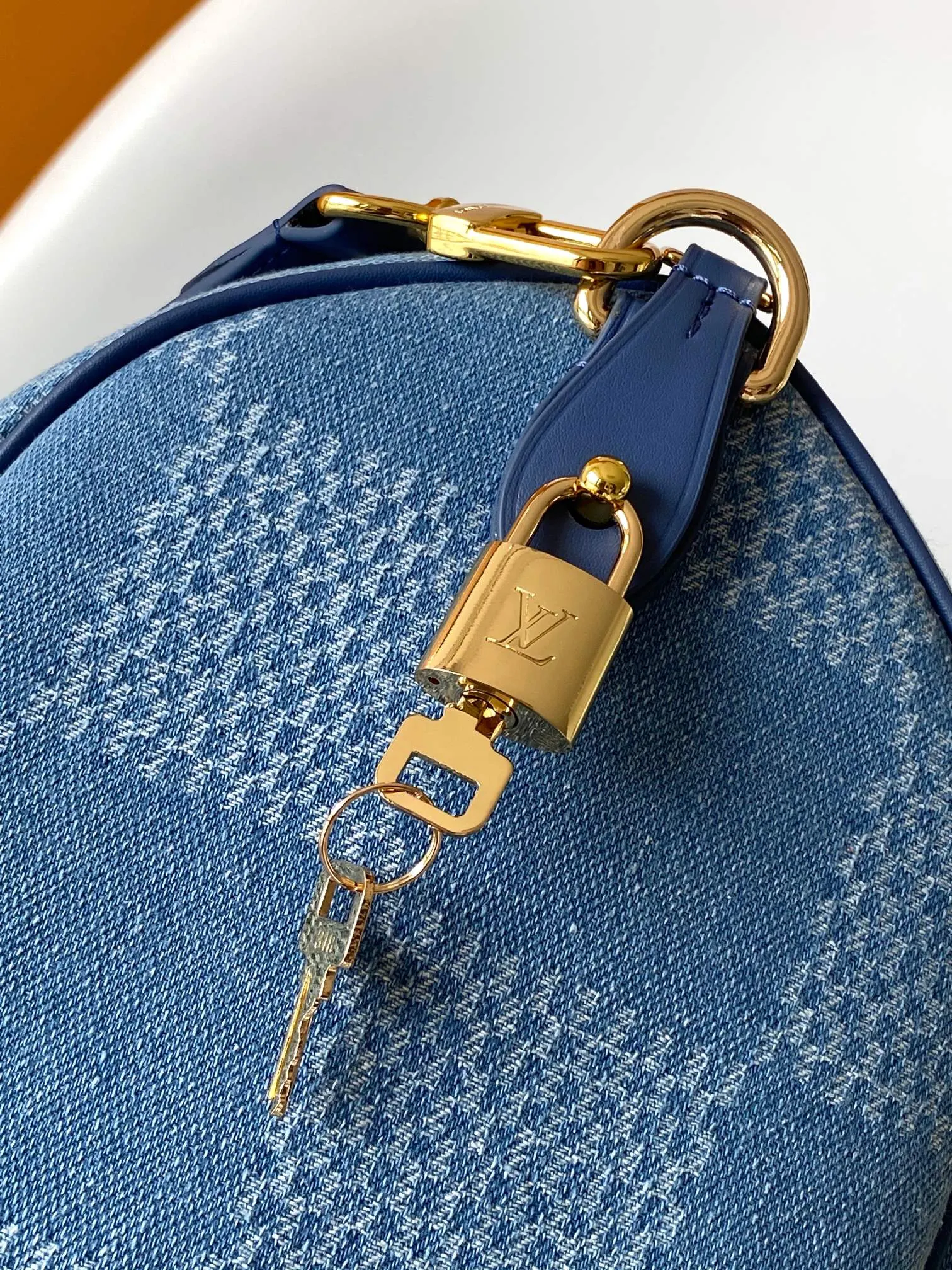 Chain Bag Leather
