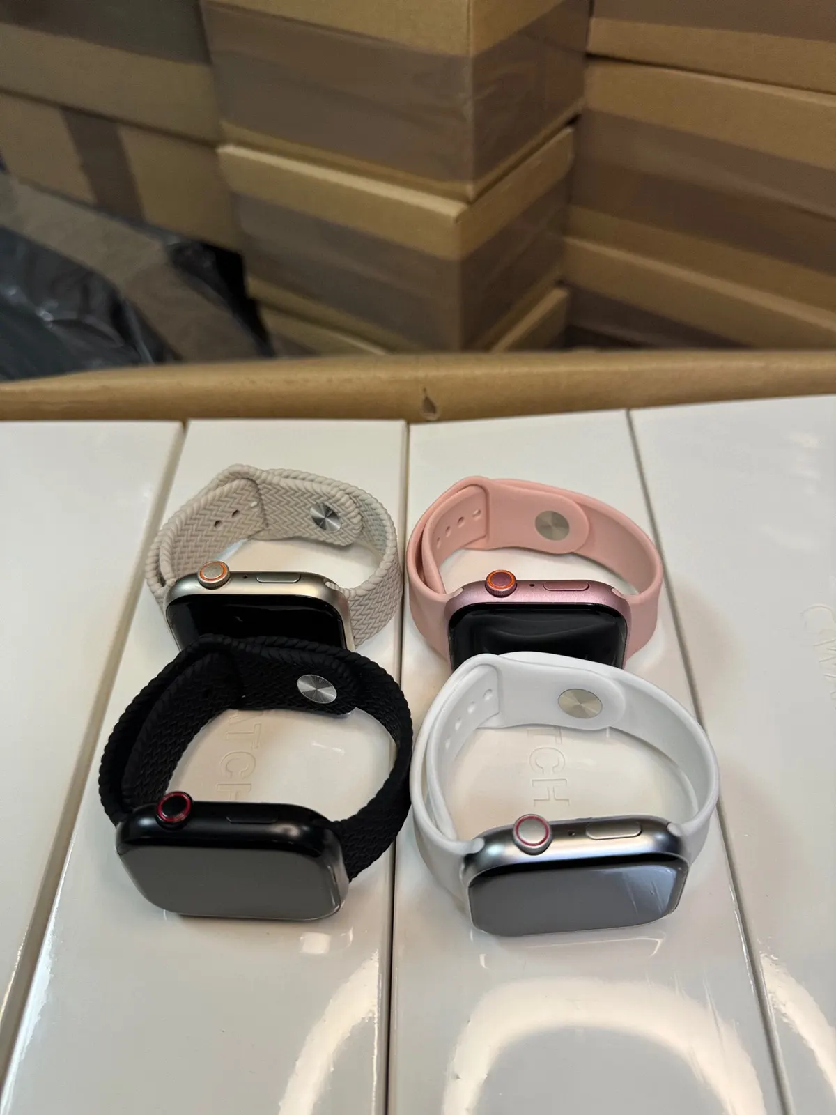 黑色 粉色 watch 智能运动手表 定制 开机带 经典腕表款