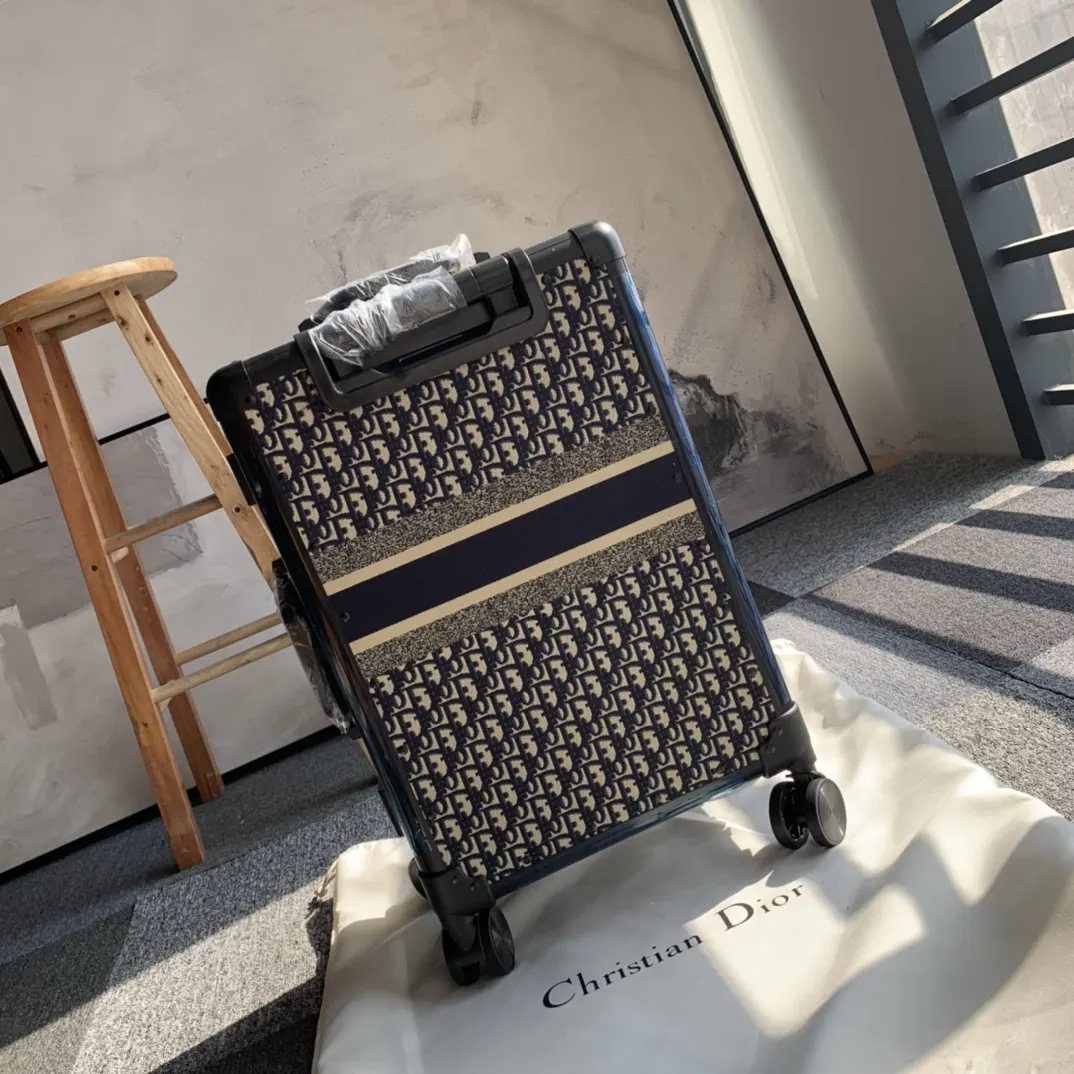老花 度最火的款式 Cistian 老花復古行李箱 旅行拉杆款 輕便出行款