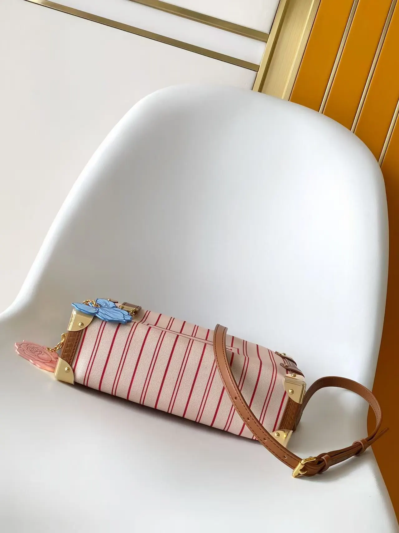 Neverfull 牛皮 收纳包 旅行收纳款