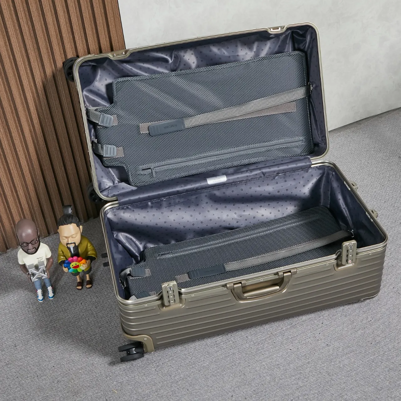 黑色 银色 日默瓦运动版Rimowa original 寸银 行李箱 旅行拉杆款 轻便出行款
