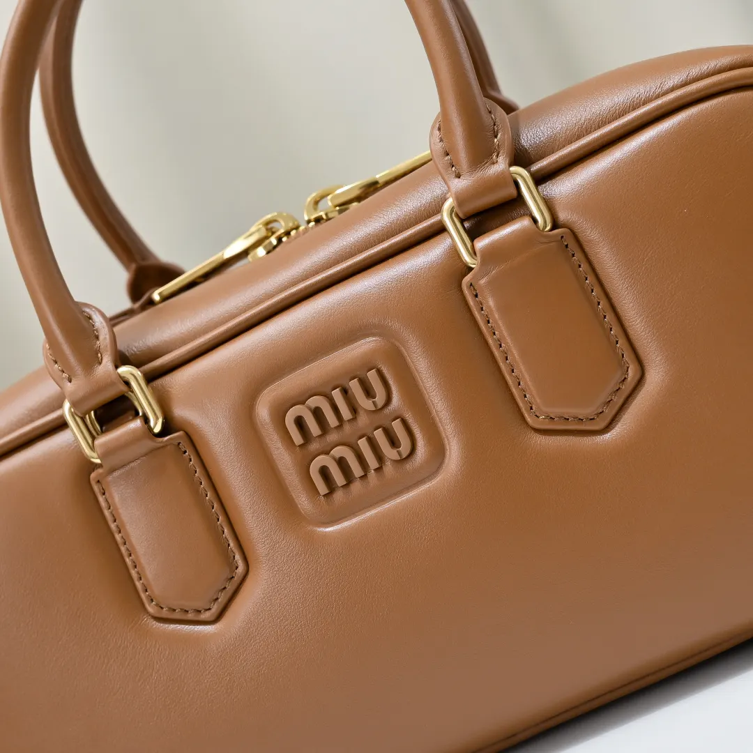 Top Handle Bag Commuter Leather