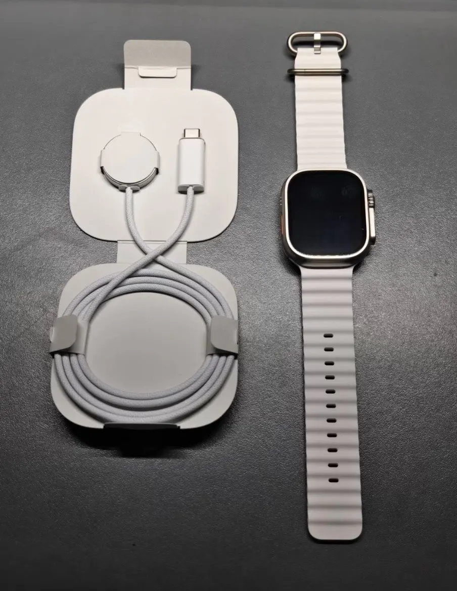 微信下单包邮 送 AleWatch Ult 手錶 經典腕表款