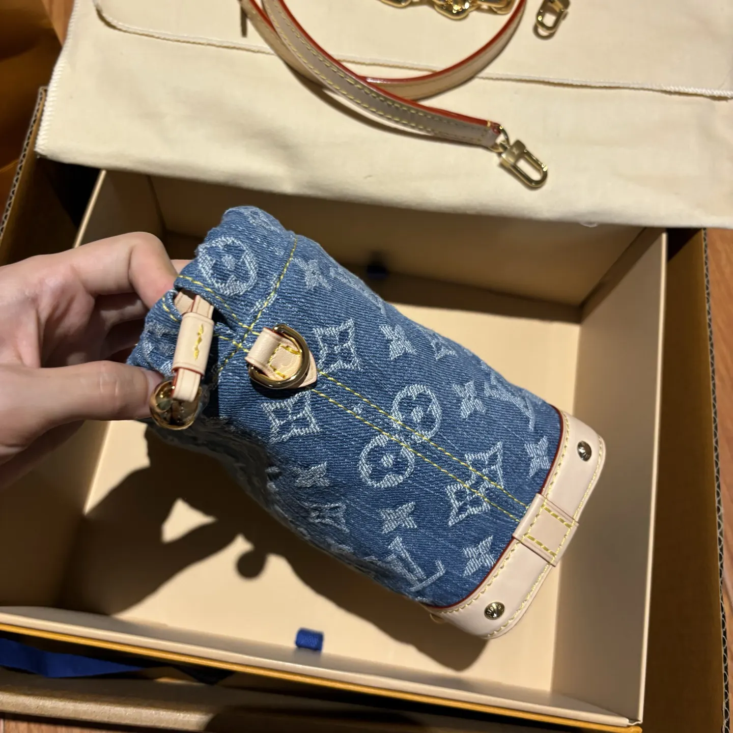牛仔 丹宁 牛皮 鏈條包 精致鏈條款
