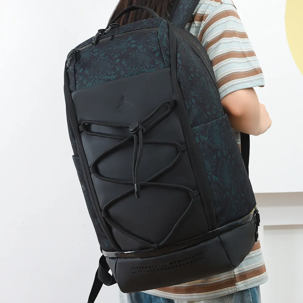 Fashion Item Travel