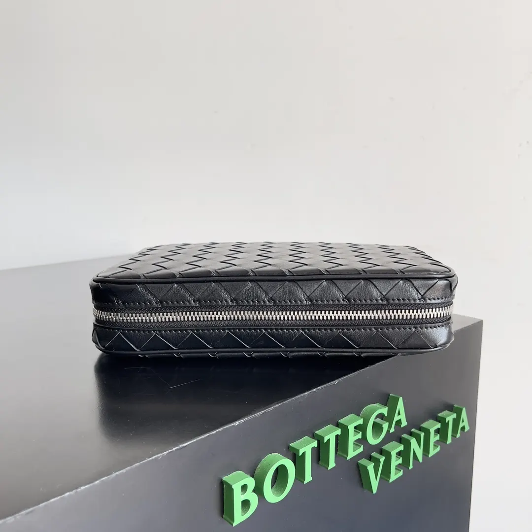 Bottega Veneta 手拿包 精致手拿款