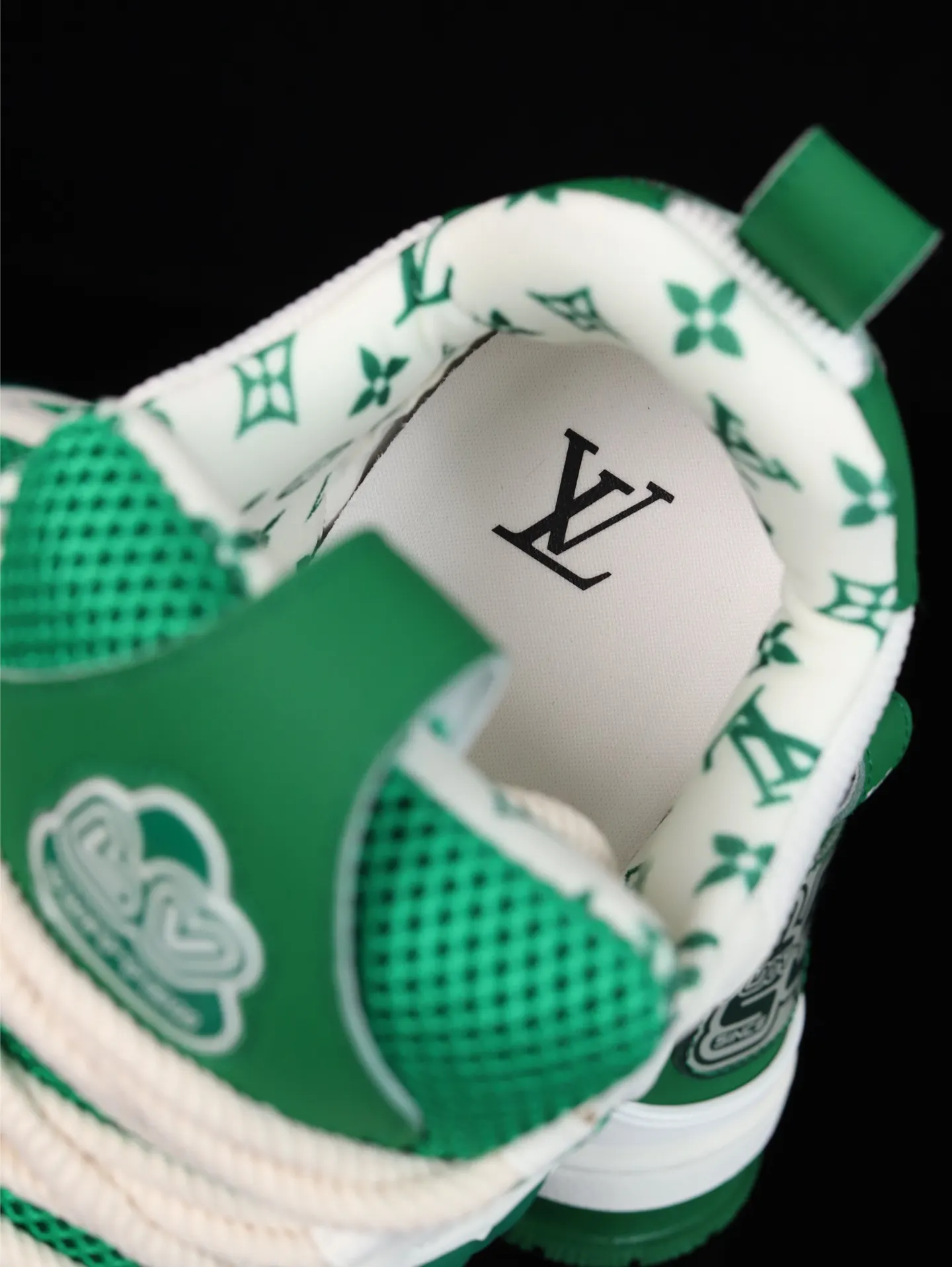 Louis Vuitton 运动鞋