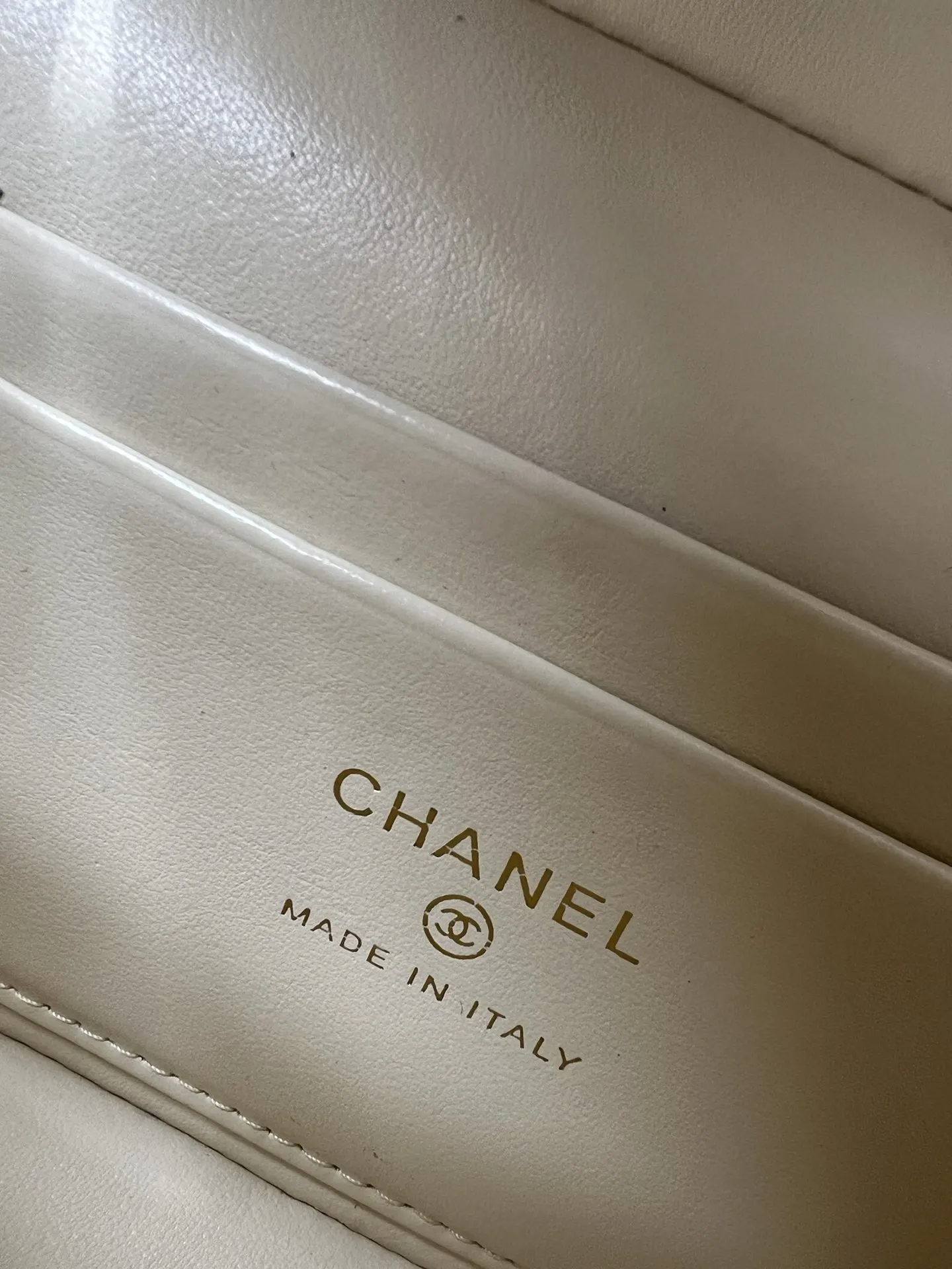 Chanel 小牛皮19 Bag鏈條包 單肩斜挎(數字9) Chanel 小牛皮19 Bag鏈條包 單肩斜挎(數字9)