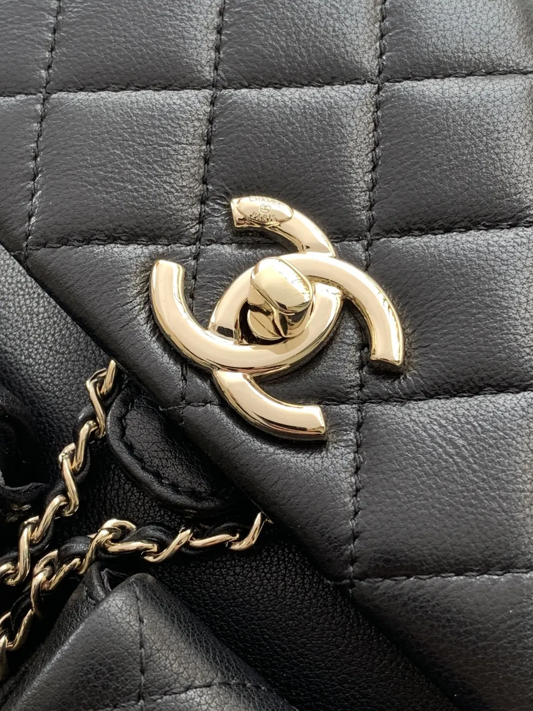 CHANEL 小牛皮 雙肩包 实用雙肩款