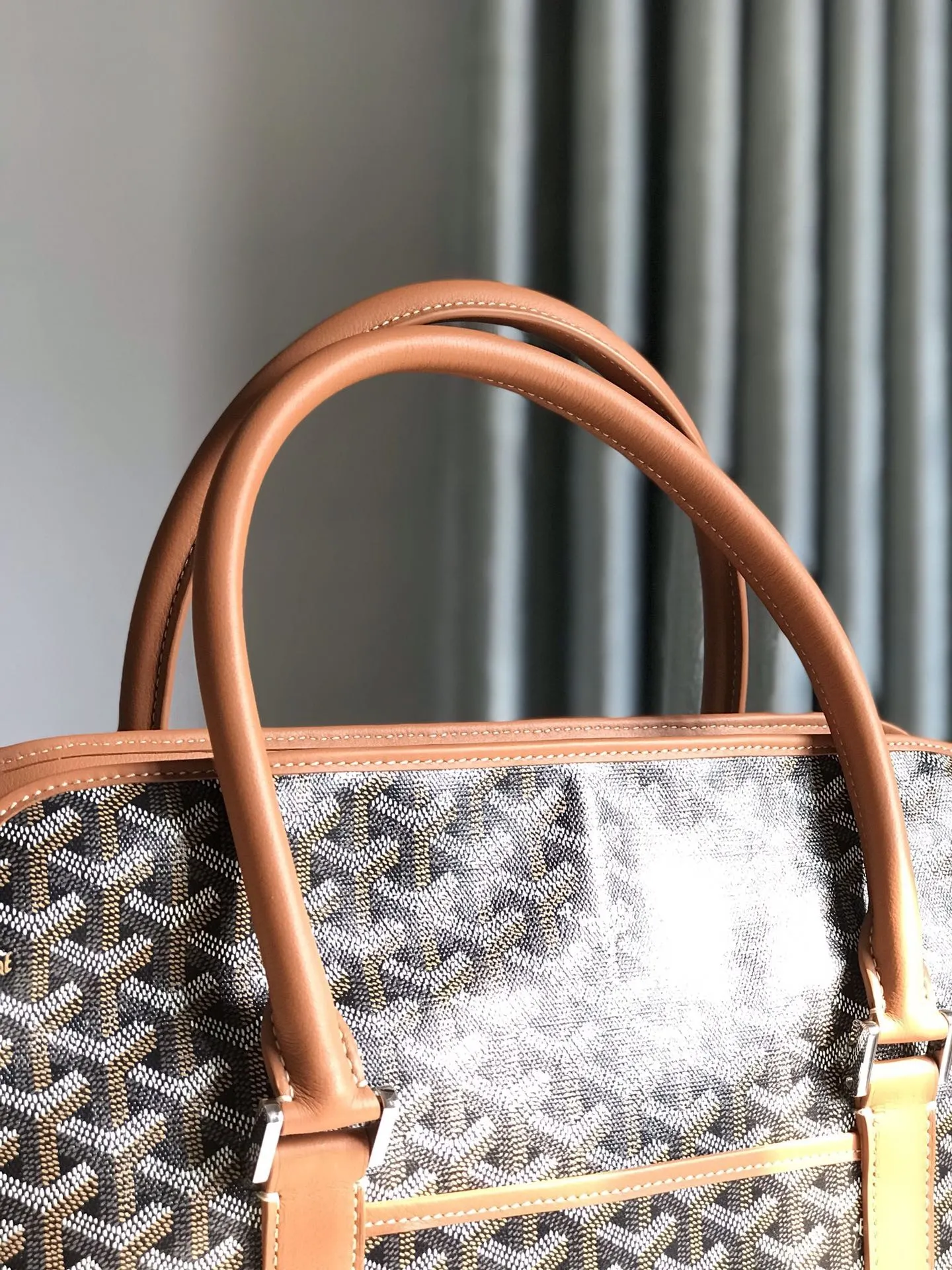 Goyard 皮革 Bourgogne竖款公文包 重新演绎了 商务通勤款