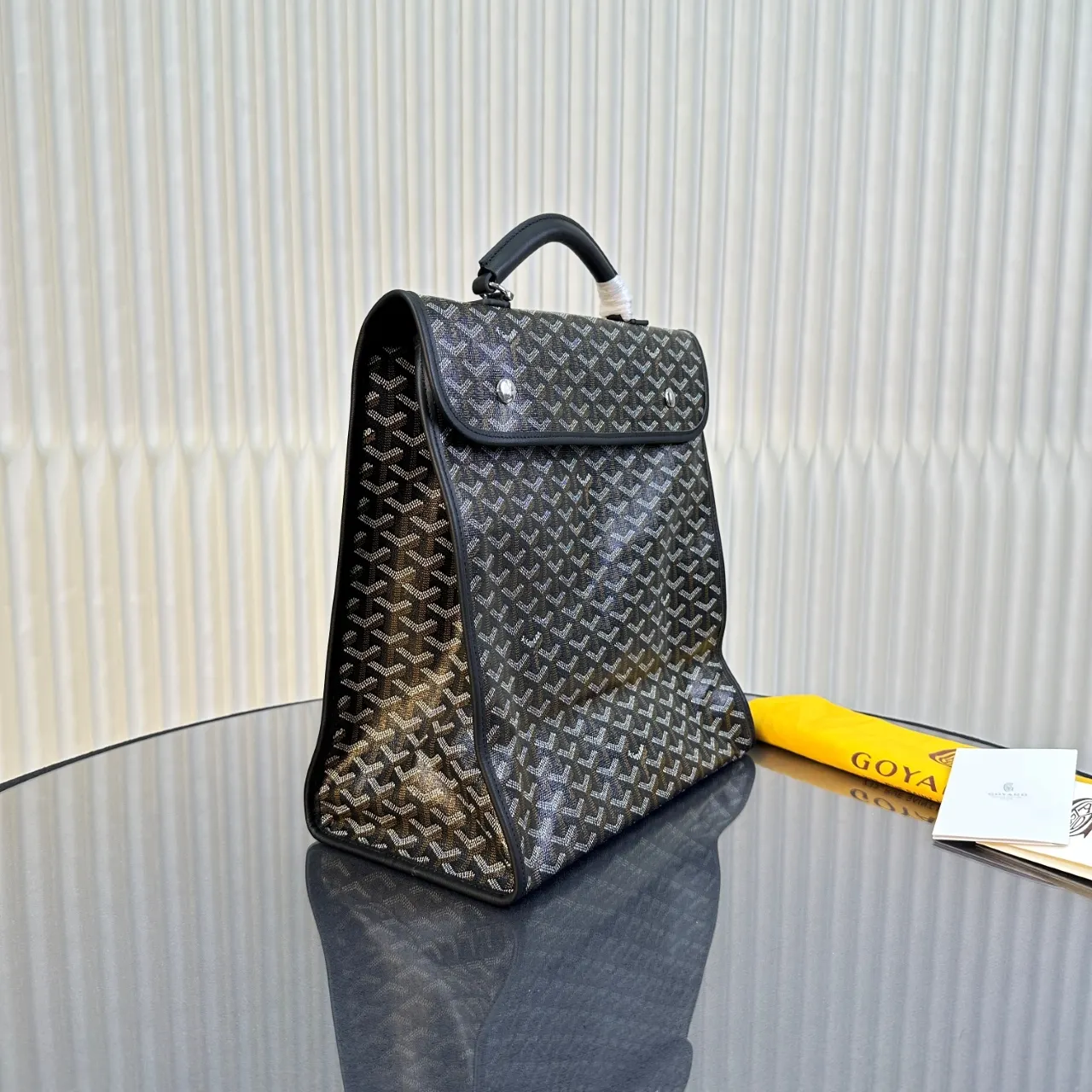 Goyard 外出旅行时请一定记得带上 Saint Léger 因 旅行包 大容量旅行款