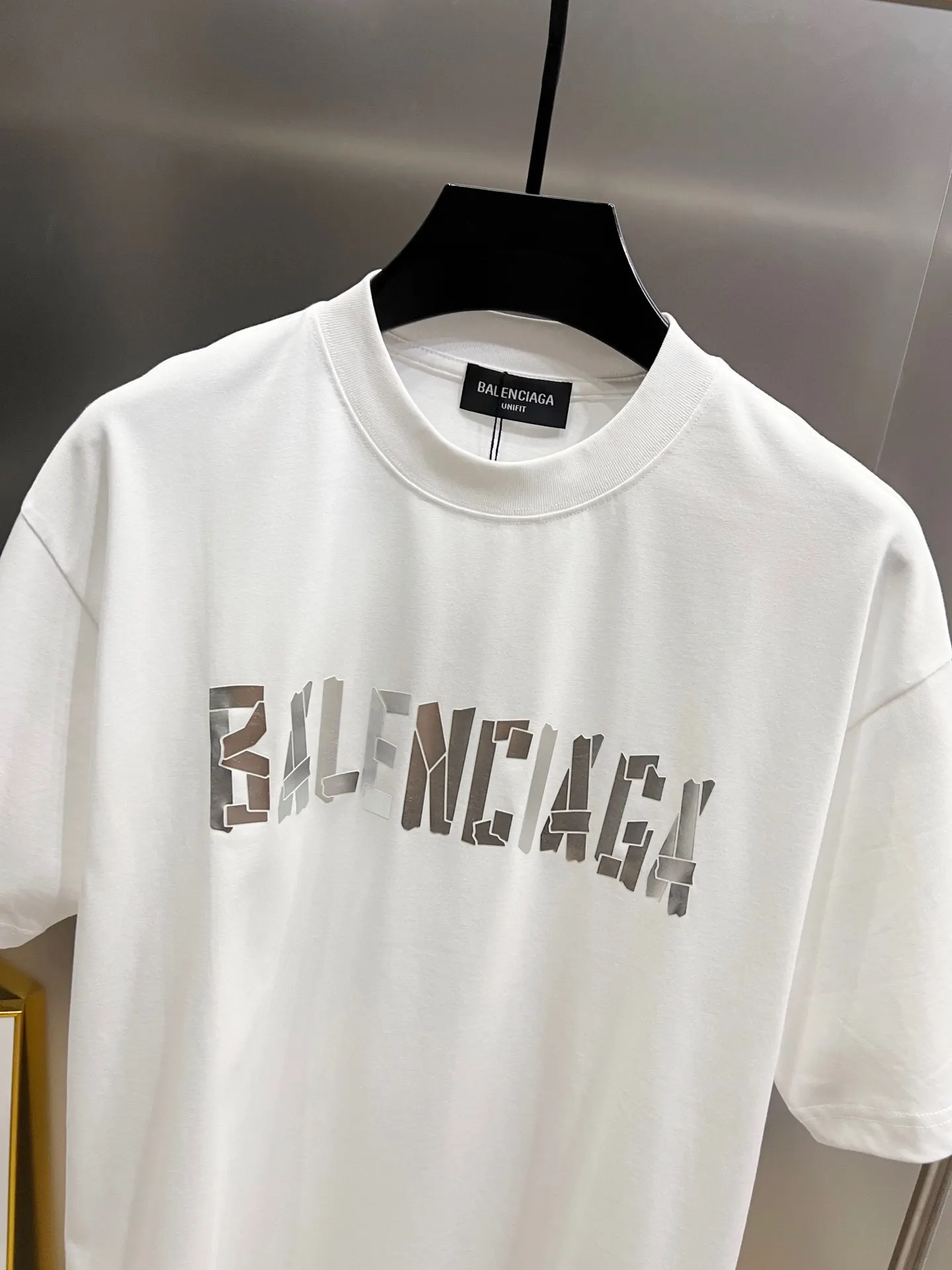 Balenciaga 黑色 Logo 短袖T恤 宽松休閒(數字9) Balenciaga 黑色 Logo 短袖T恤 宽松休閒(數字9)