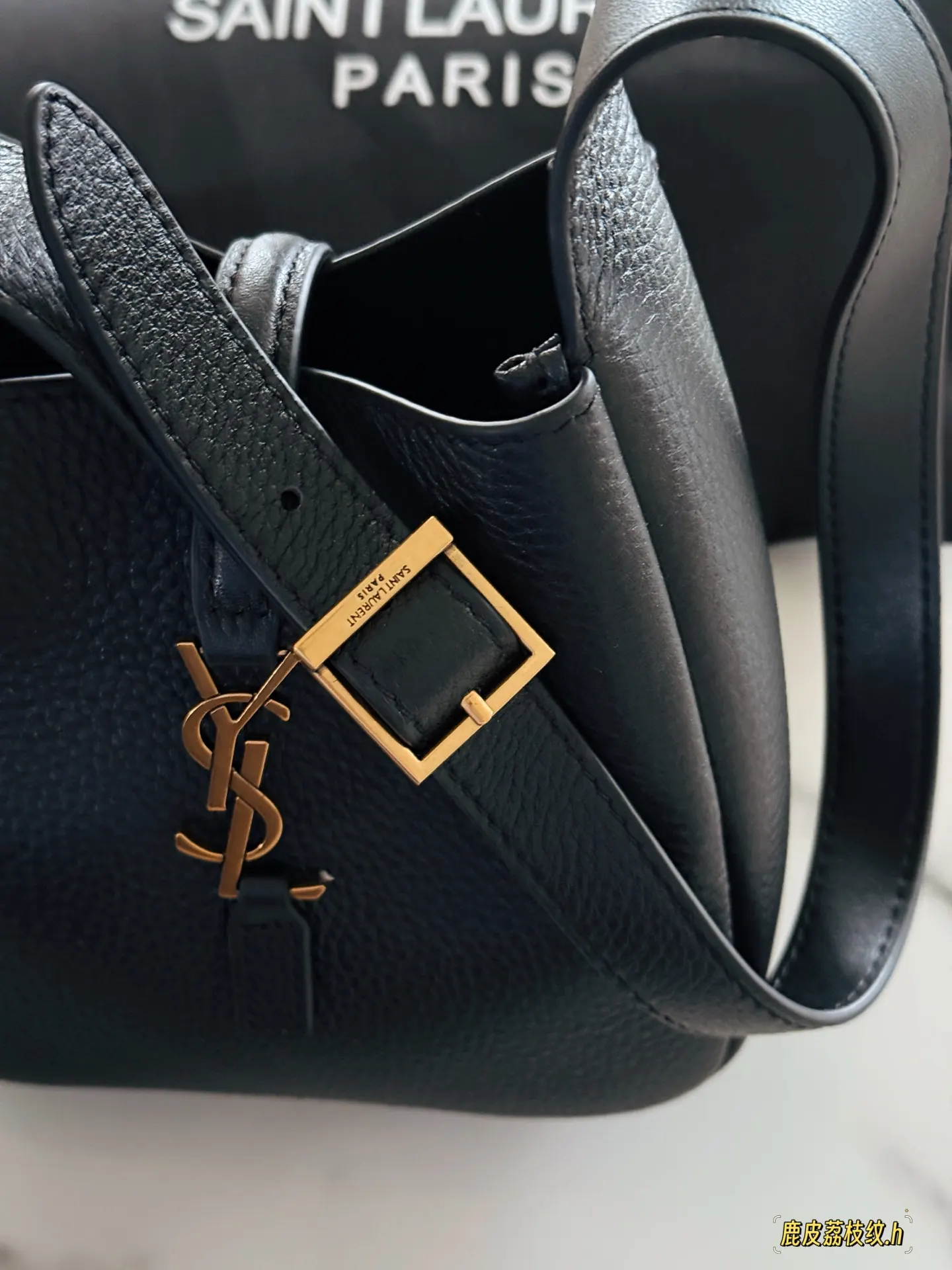 YSL Hobo 牛皮 腋下包 復古腋下背款