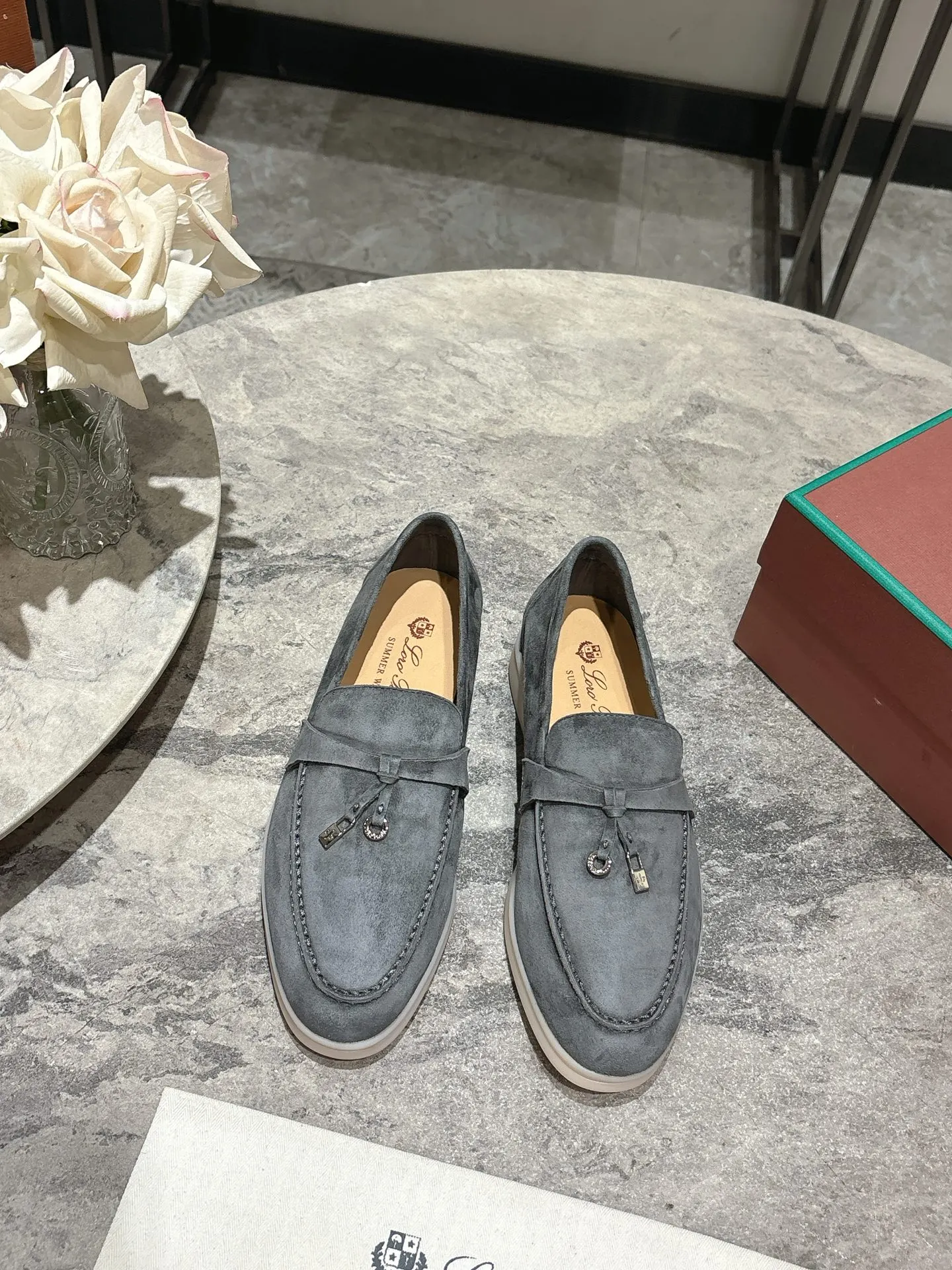 Loro Piana 乐福鞋 休闲百搭款 款04