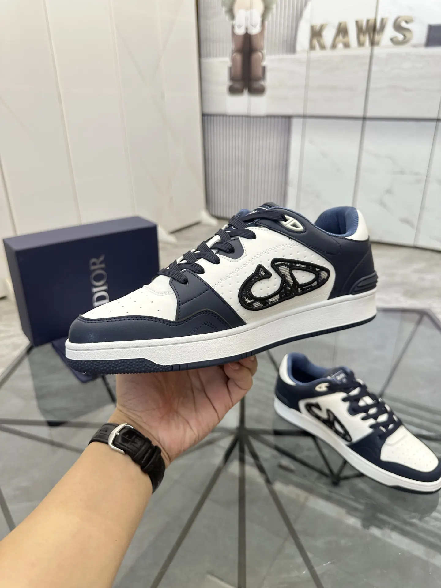 Dior B57 cowhide casual shoes, comfortable and versatile