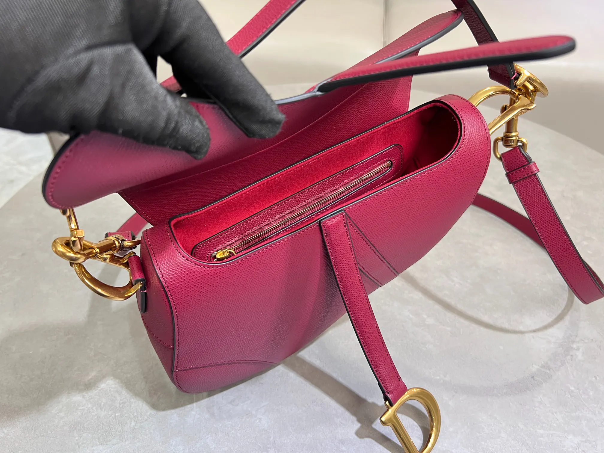 Dior Saddle 酒红马鞍包 肩带斜挎 斜挎包