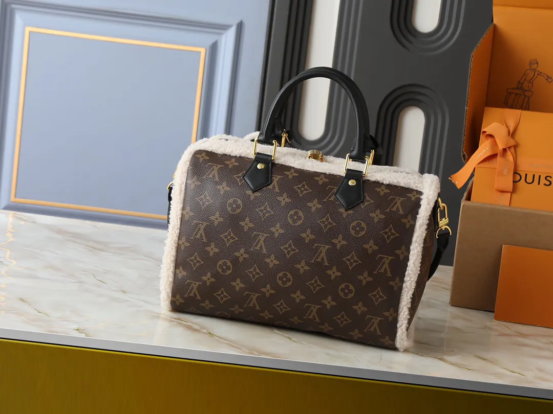 Fashion Item Travel Canvas