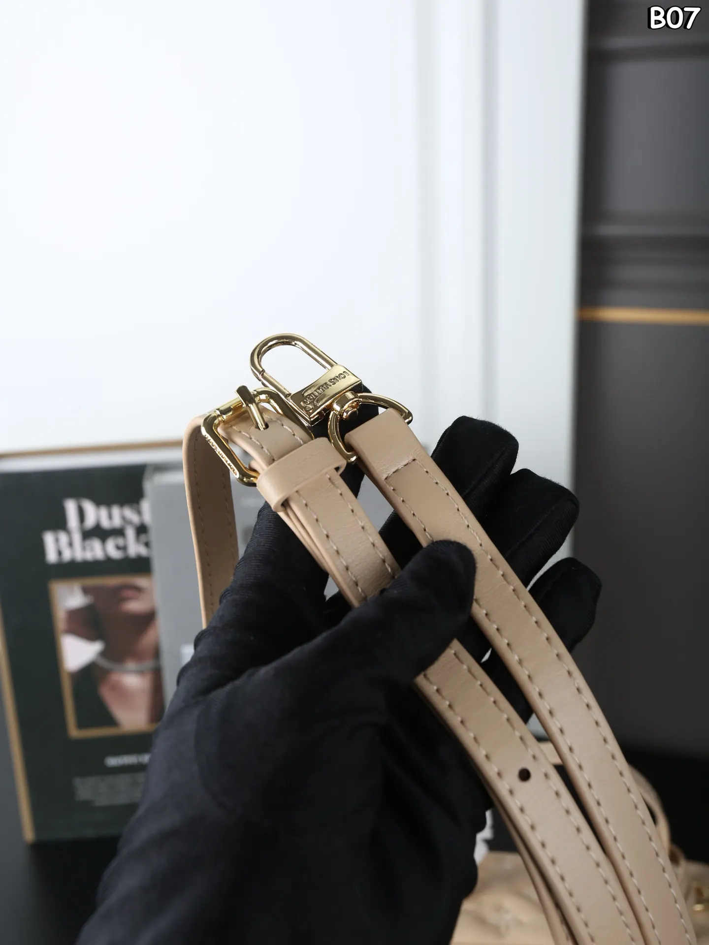 Louis Vuitton Chain Bag Image 8 Louis Vuitton Chain Bag Image 8