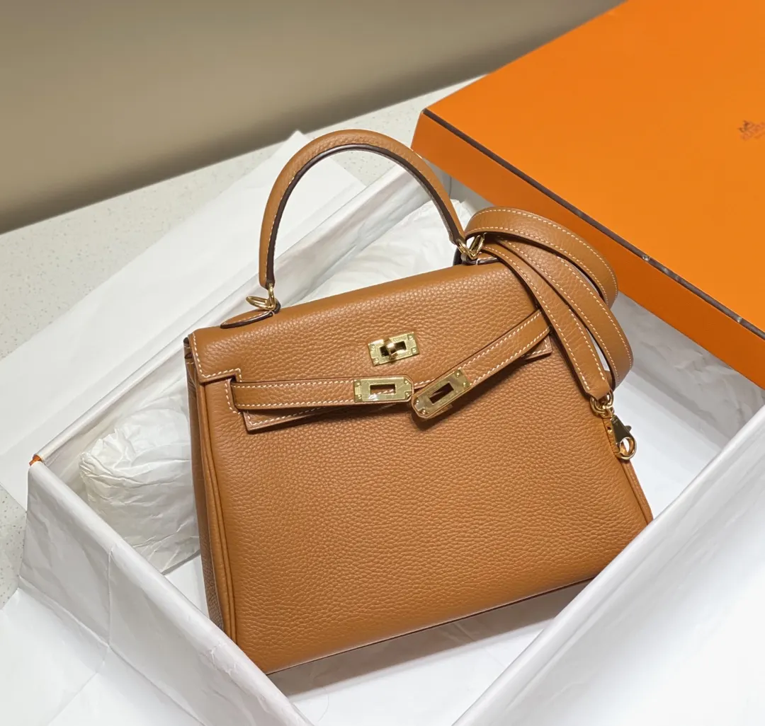 Hermès Kelly Brown Togo Handbag
