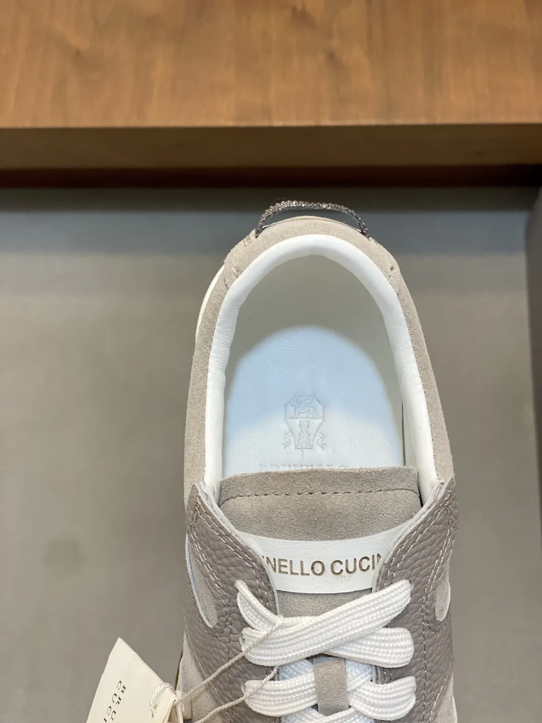 Brunello Cucinelli SS 白色 運動鞋 休閒百搭款(數字7) Brunello Cucinelli SS 白色 運動鞋 休閒百搭款(數字7)