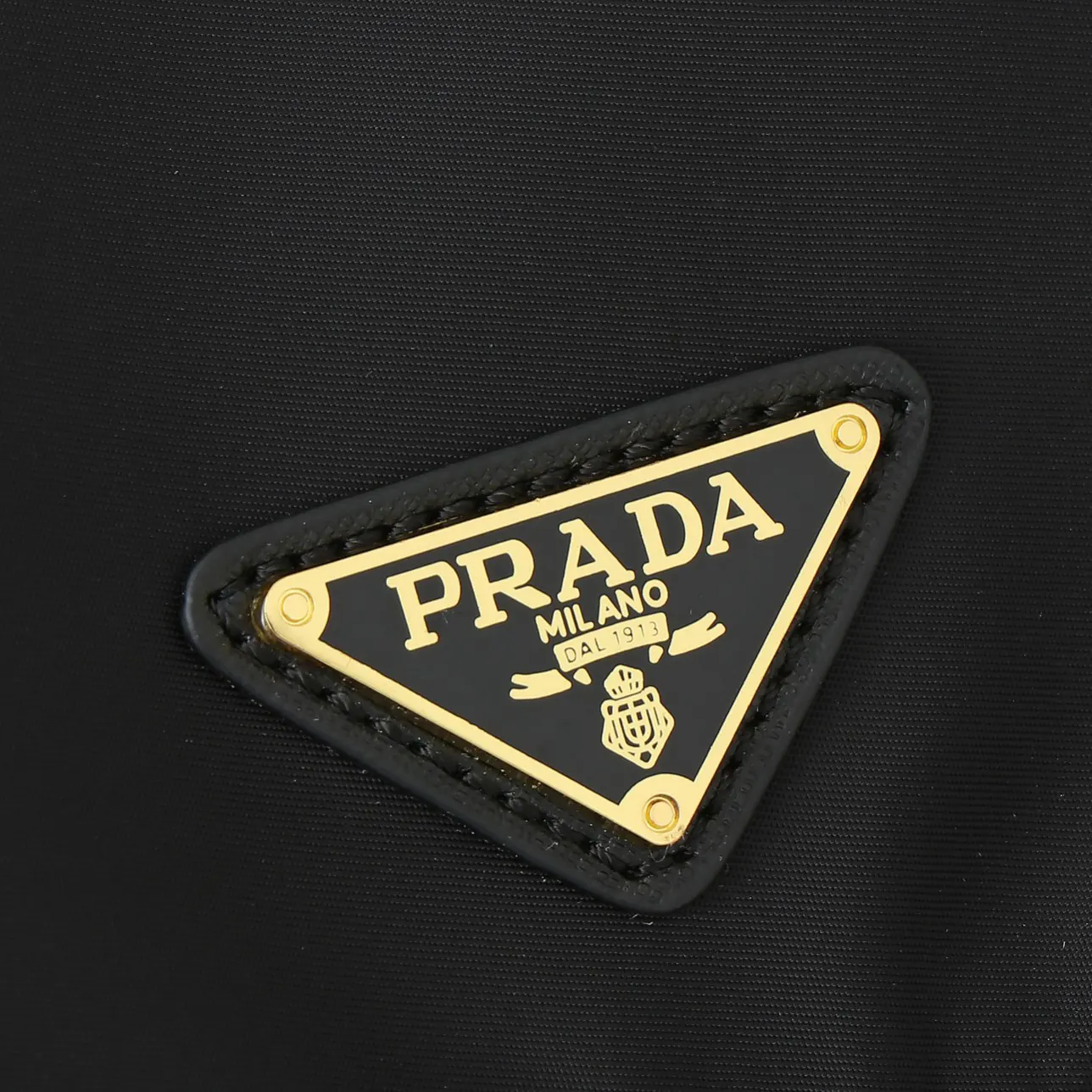 Prada Re-Nylon 金色 皮革 双肩包