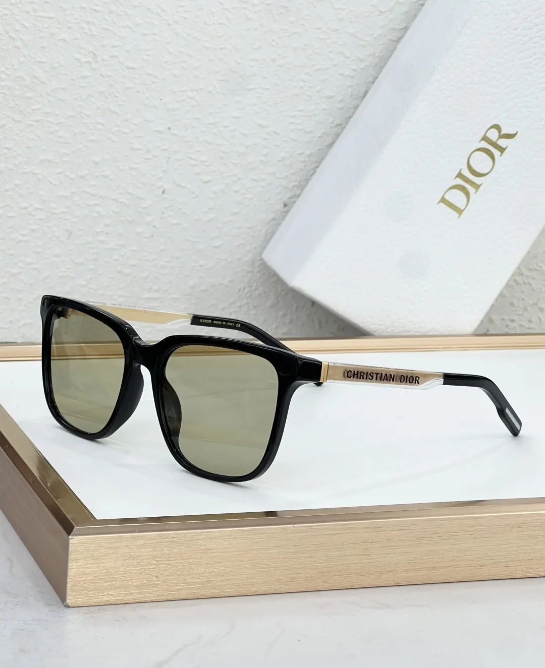 Dior 黑色光学眼镜框 金边细节