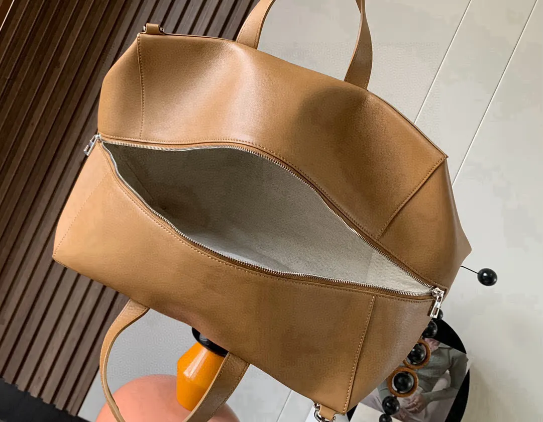 Shoulder Bag Leather Image 9 Shoulder Bag Leather Image 9