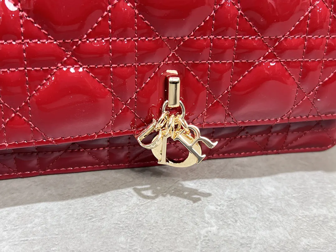 Dior Lady 羊皮 鏈條包 精致鏈條款