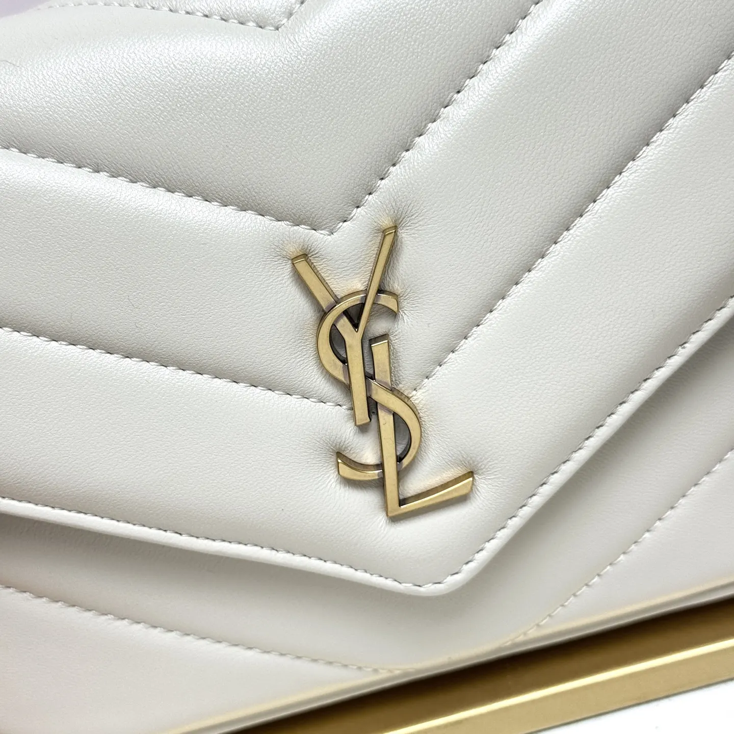 YSL 羊皮 斜挎包 精选款
