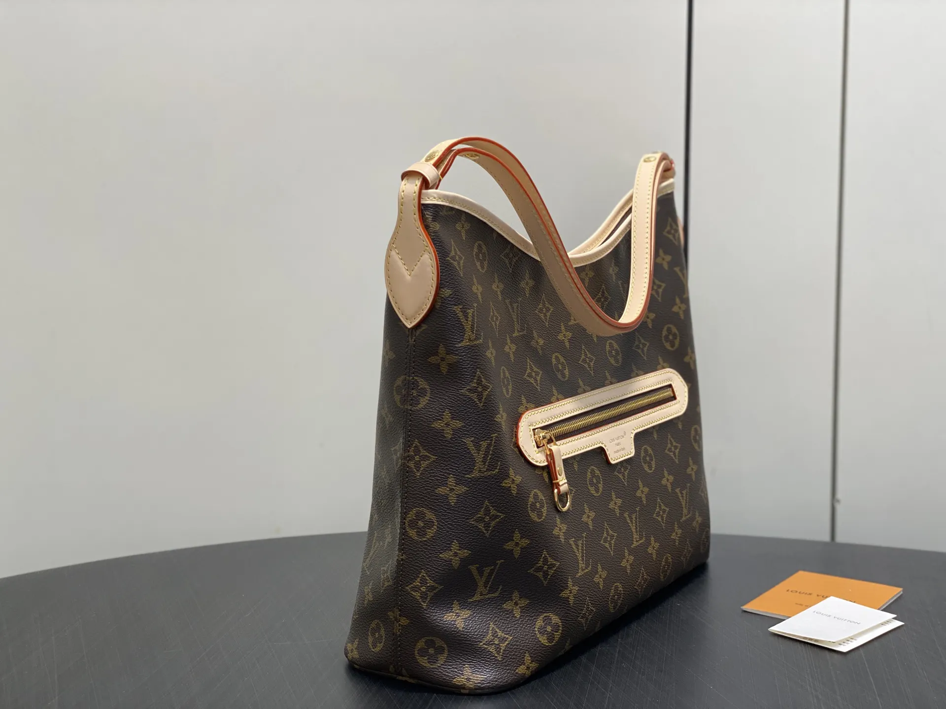 LV 老花 帆布 精品 老花 单肩斜挎 Lineup 手袋 斜挎包 轻便斜挎款