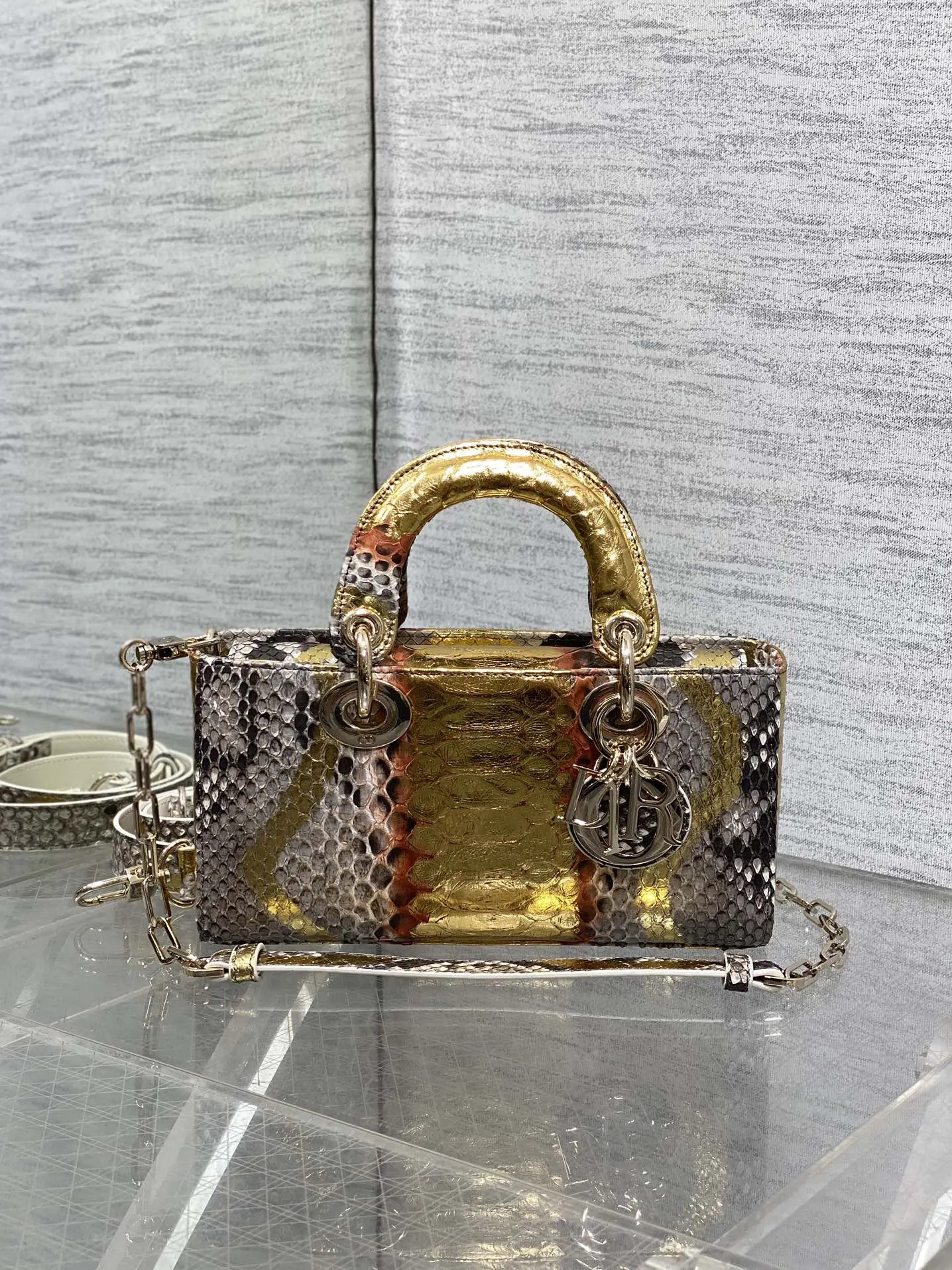 Dior 进口 蛇皮横款戴妃包 Lady横版戴妃珍稀蛇皮闪亮 手提包 通勤手提款
