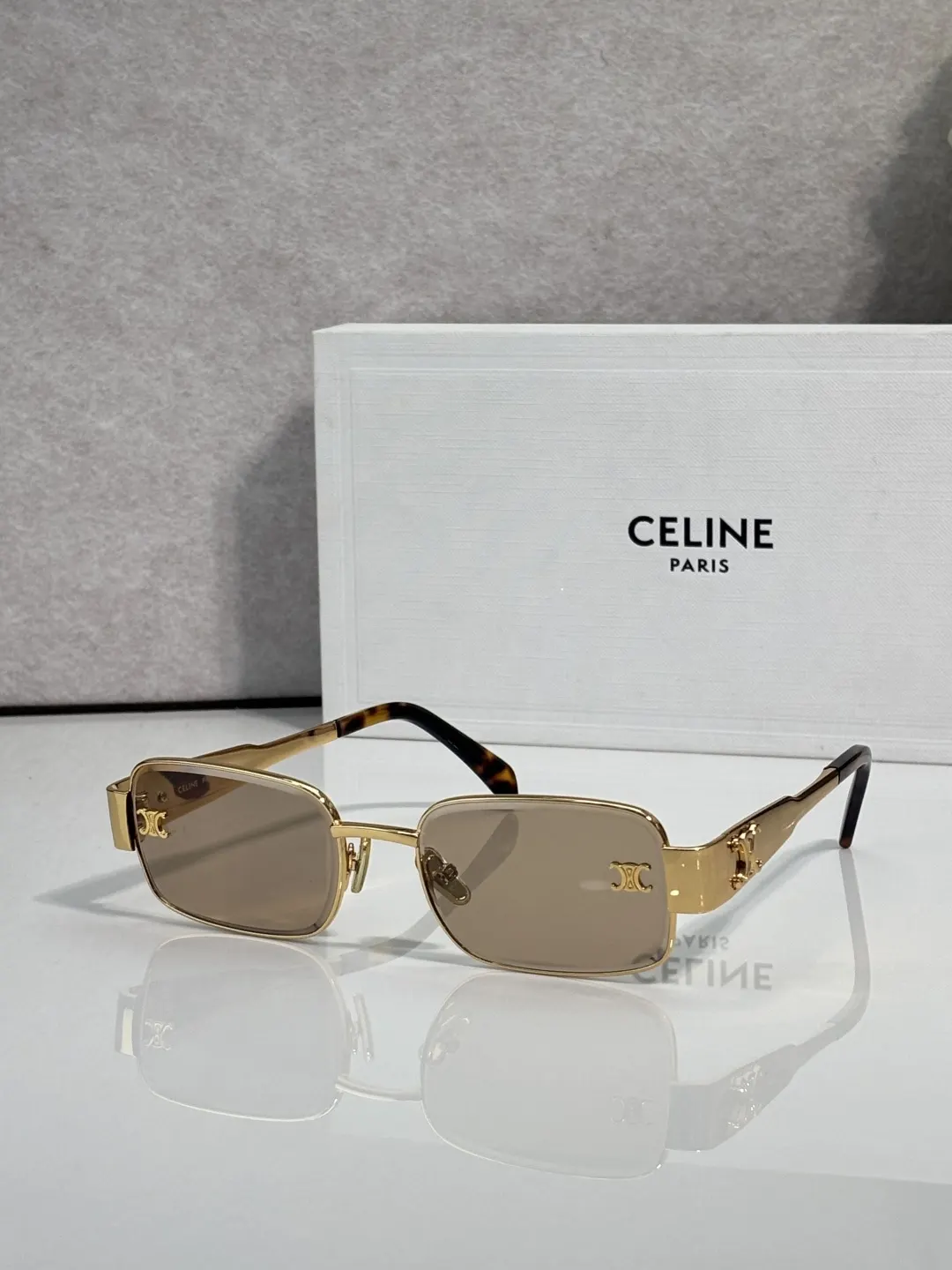 Fashion Item Fashion