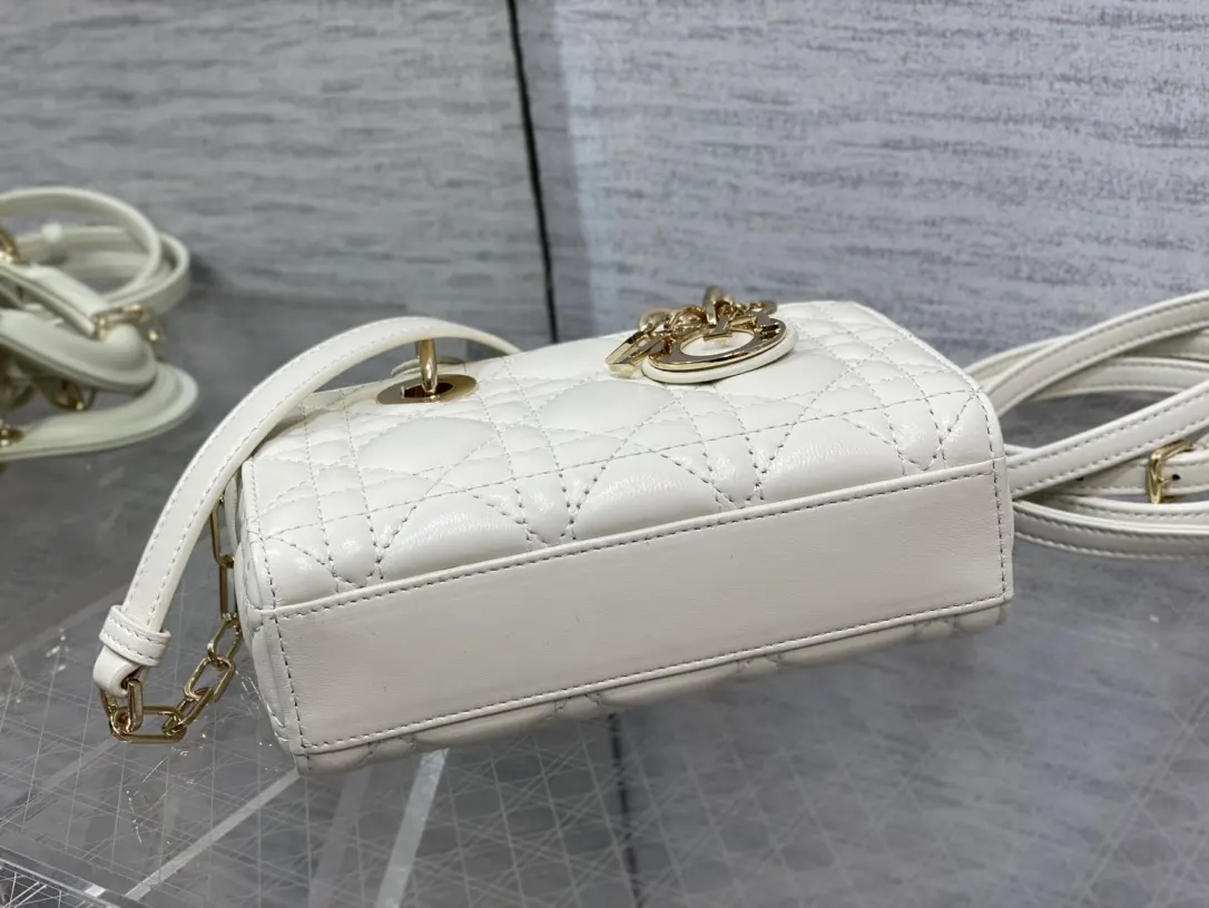 Dior Lady Dior Lady 羊皮链条包 手提斜挎 复古